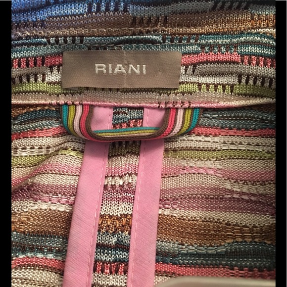 RIANI Unlined Blazer - Picture 5 of 9